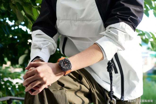 y Watch Ultra智能手表与你同行k8凯发网站释放快乐荷尔蒙三星Galax(图1)