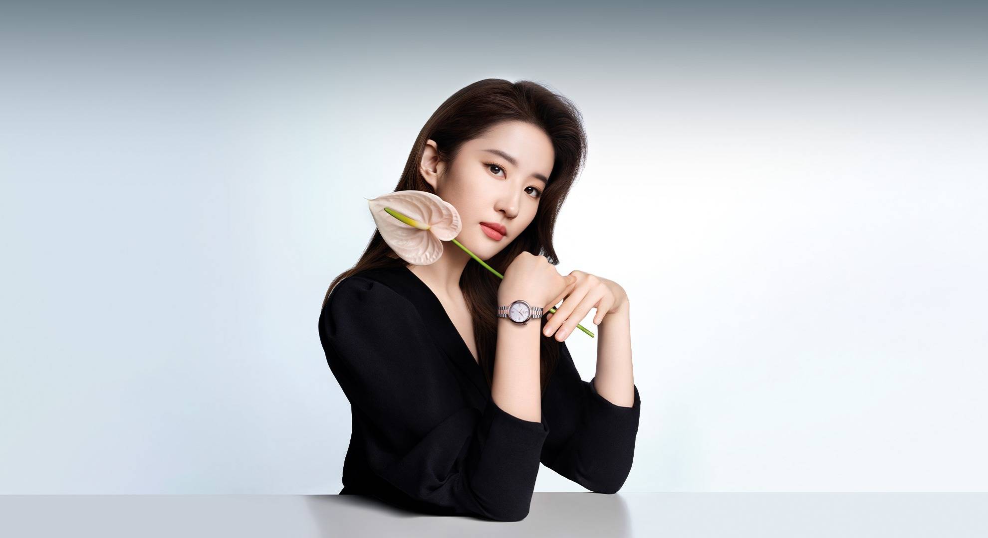 女士机械手表总有一款适合你腕间的优雅：2025十大(图13)